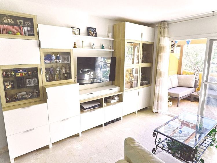 Apartment | Resale in Riviera del Sol in Riviera del Sol, Costa del Sol - Photo 4