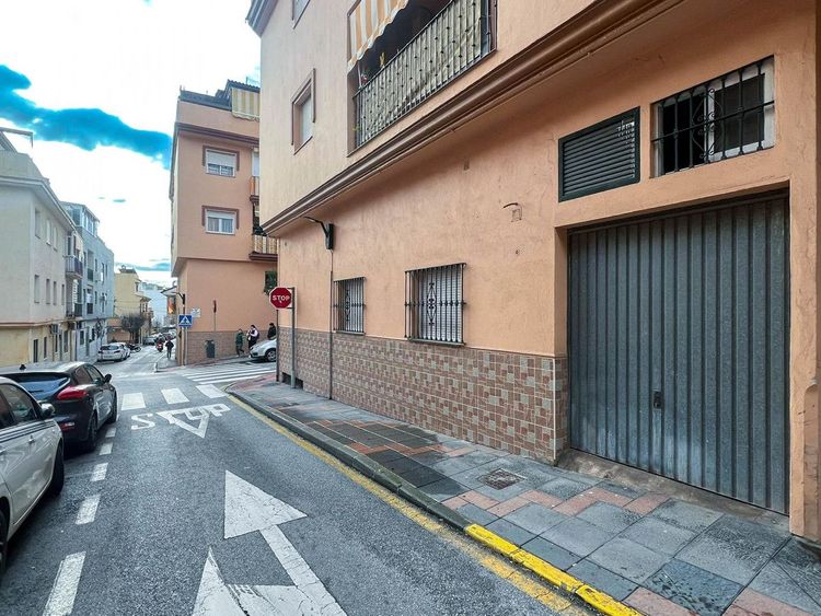 Apartment | Resale in Mijas in Mijas Others, Costa del Sol - Photo 2