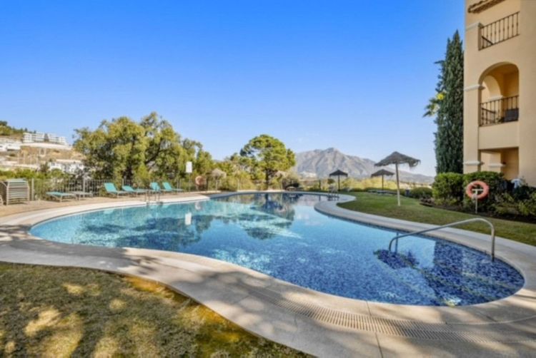 Apartment | Resale in La Quinta in La Quinta, Costa del Sol - Photo 3