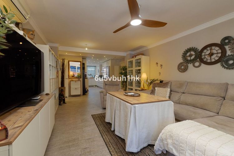 Apartment | Resale in Fuengirola in Fuengirola Others, Costa del Sol - Photo 3