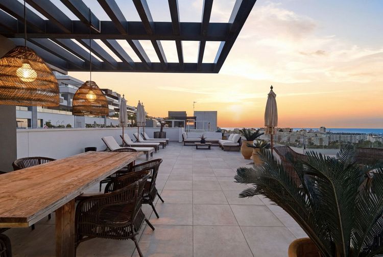 Penthouse | Resale in Estepona in Estepona, Costa del Sol - Photo 4