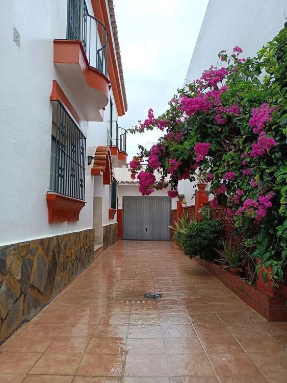 House | Resale in San Pedro de Alcántara in San Pedro de Alcántara Others, Costa del Sol - Photo 2