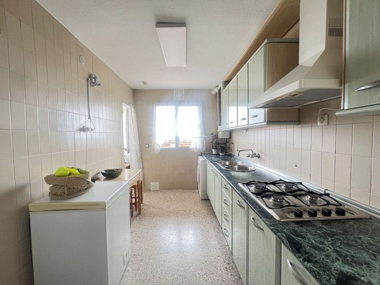 Apartment | Resale in Málaga in Málaga, Costa del Sol - Photo 4