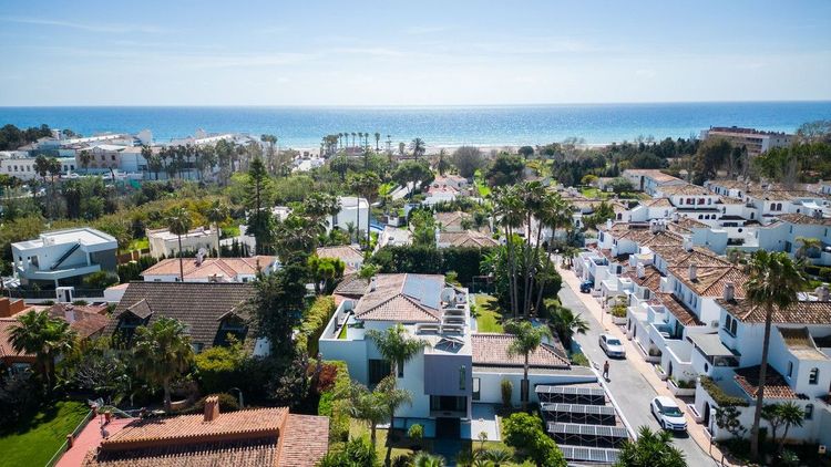 House | Resale in Costalita in Villacana - Costalita - Saladillo, Costa del Sol - Photo 2