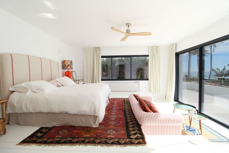 House | Resale in Guadalmina Baja in Guadalmina Baja, Costa del Sol - Photo 5