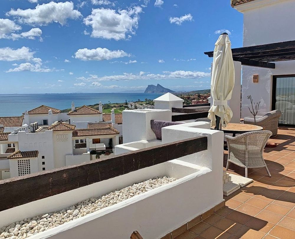 Penthouse | Resale in La Alcaidesa in La Alcaidesa, Costa del Sol - Main property photo