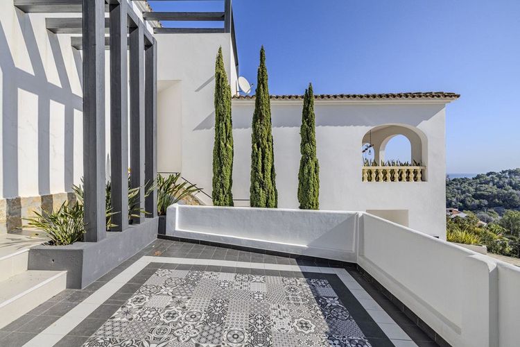 House | Resale in Javea in Javea, Costa Blanca - Photo 4