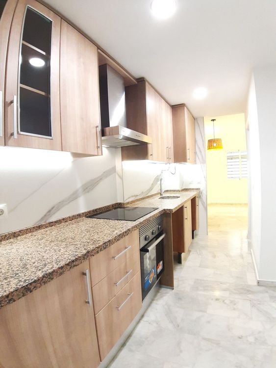 Apartment | Resale in Las Lagunas in Las Lagunas, Costa del Sol - Photo 5
