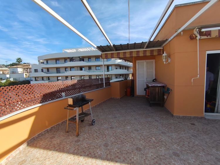 Penthouse | Resale in Estepona - Development photo 1
