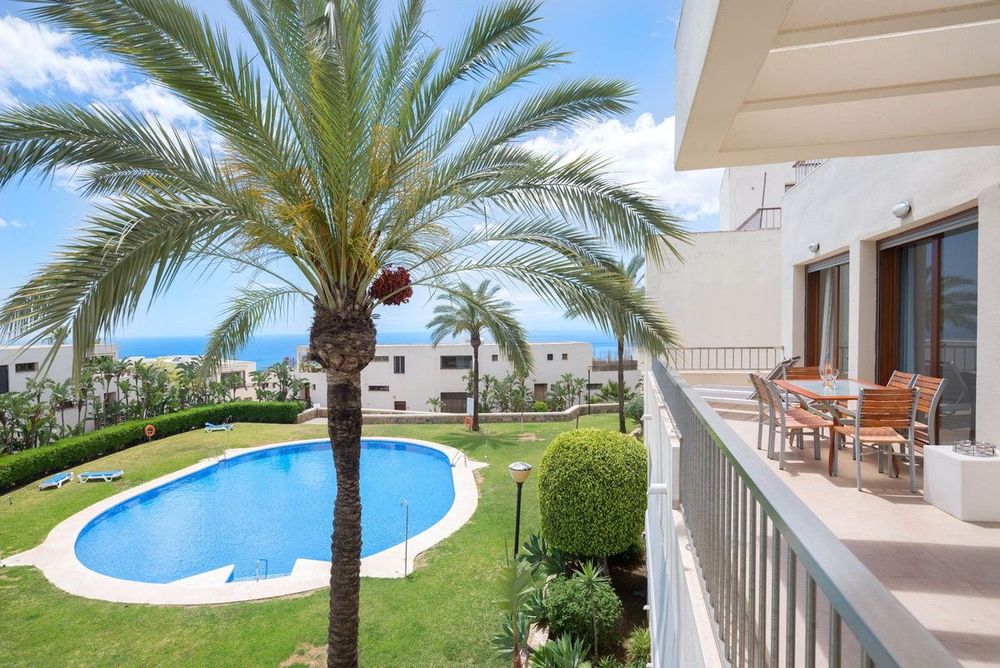 Apartment | Resale in Altos de los Monteros in Altos de los Monteros, Costa del Sol - Main property photo