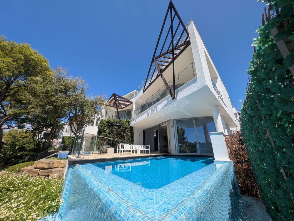 House | Resale in Sierra Blanca in Sierra Blanca, Costa del Sol - Main property photo