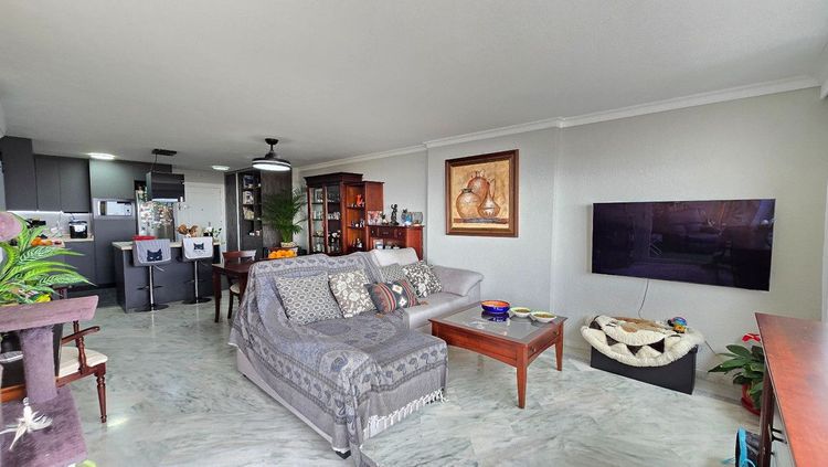 Apartment | Resale in Benalmadena in Benalmadena Others, Costa del Sol - Photo 4