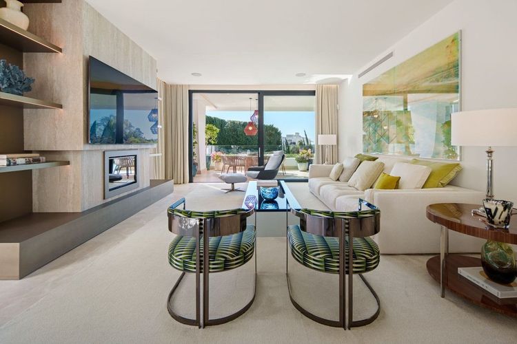 Apartment | Resale in Sierra Blanca - Development photo 1