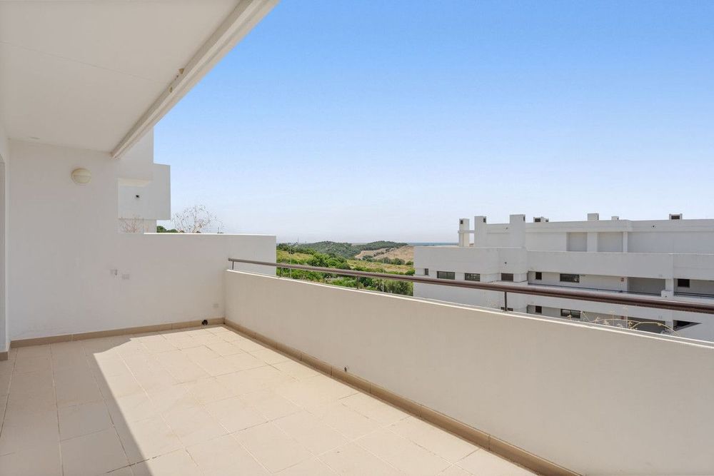 Apartment | Resale in Estepona in Estepona, Costa del Sol - Main property photo