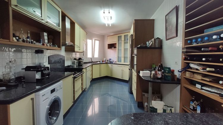 House | Resale in Pizarra in Pizarra, Costa del Sol - Photo 4