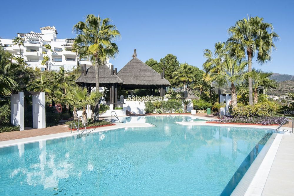 Apartment | Resale in Benahavís in Benahavís Others, Costa del Sol - Main property photo