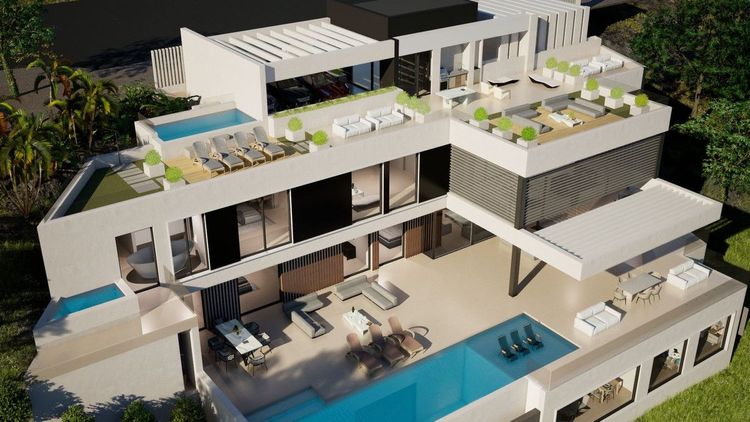 House | Resale in Los Monteros - Development photo 1