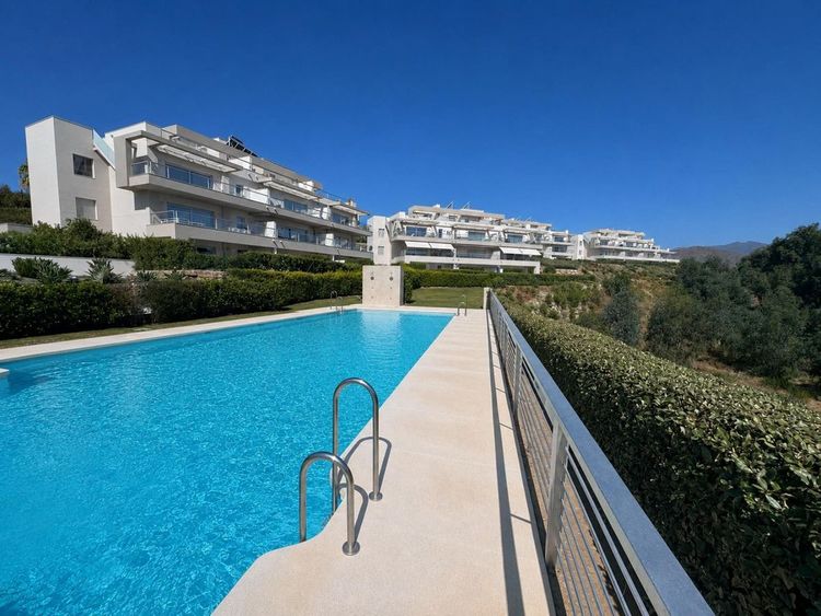 Apartment | Resale in La Cala Golf in La Cala Golf, La Cala Golf - Lagar Martell, Costa del Sol - Photo 2