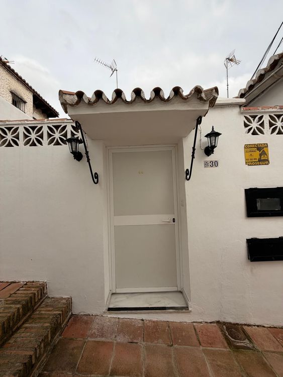House | Resale in Marbella in Marbella Others, Costa del Sol - Photo 3