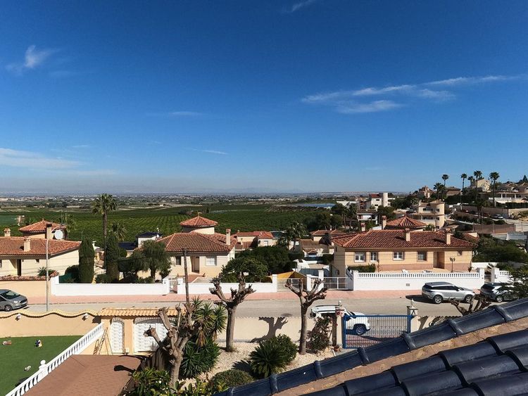 House | Resale in Algorfa in Algorfa, Costa Blanca - Photo 2