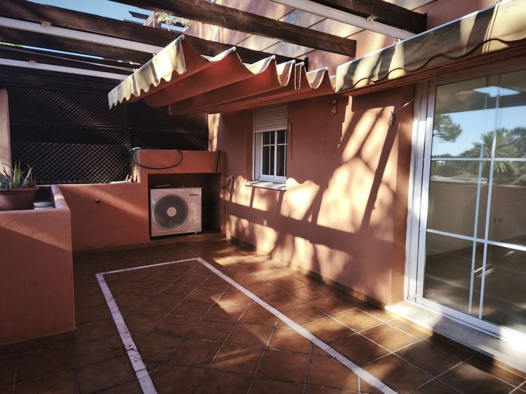 Apartment | Resale in Elviria in Elviria, Costa del Sol - Photo 3