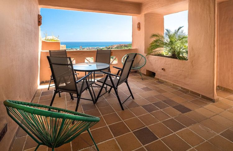 Apartment | Resale in Manilva in Manilva Others, Costa del Sol - Photo 4