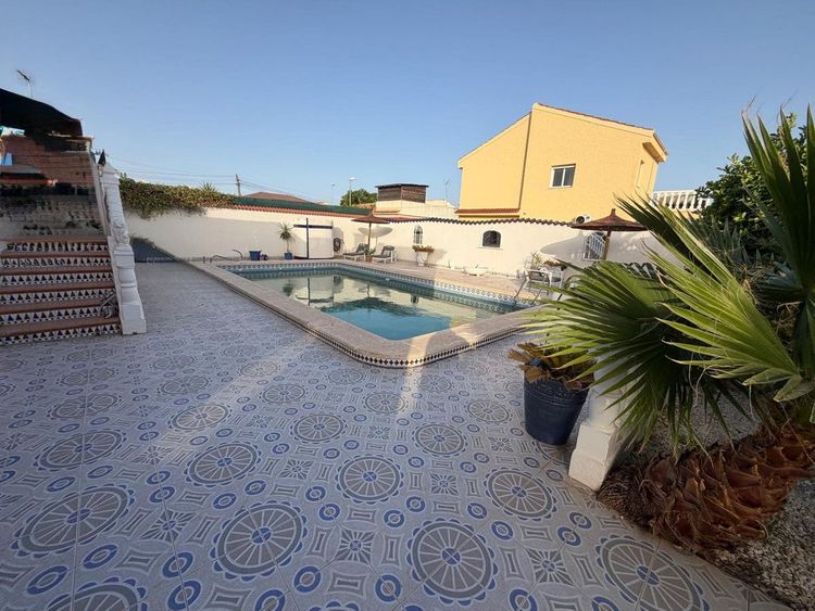 House | Resale in Ciudad Quesada in Ciudad Quesada, Costa Blanca - Photo 4