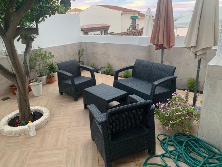 House | Resale in Arroyo de la Miel in Arroyo de la Miel, Costa del Sol - Photo 2