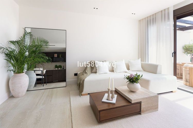 Penthouse | Resale in La Quinta in La Quinta, Costa del Sol - Photo 3