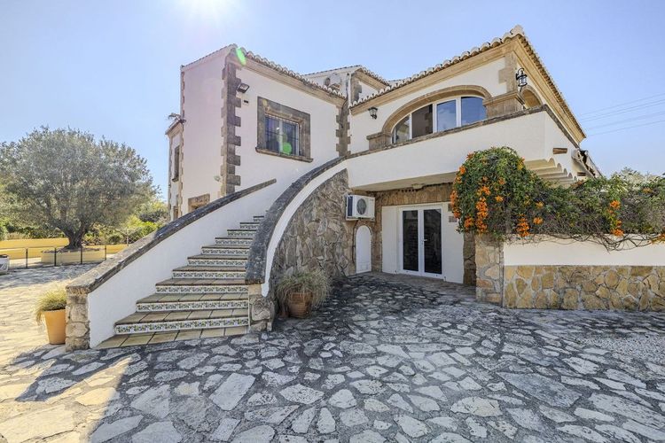 House | Resale in Javea in Javea, Costa Blanca - Photo 4