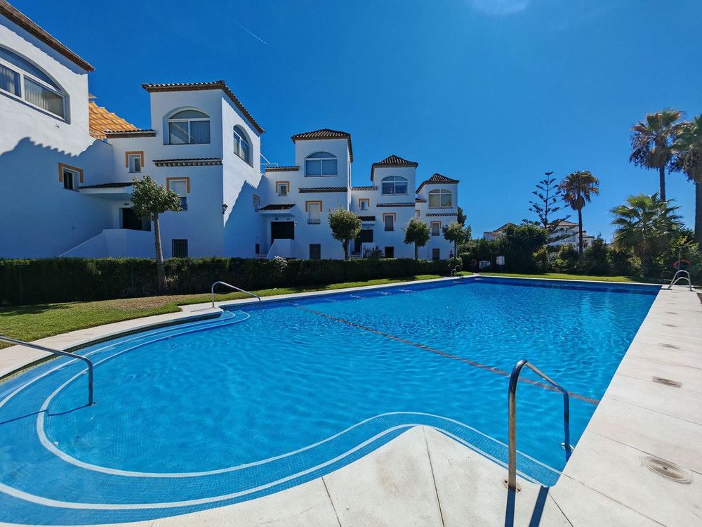 Penthouse | Resale in Costabella - Property photo 1