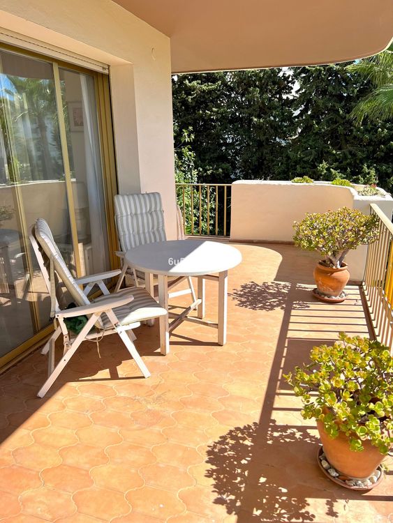 Apartment | Resale in Nueva Andalucía - Development photo 1