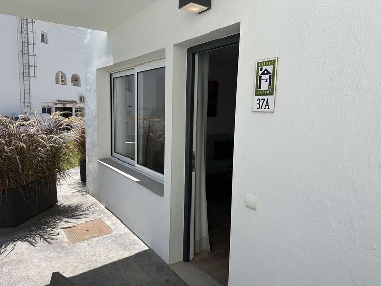 Apartment | Resale in Mijas Costa in Mijas Costa, Costa del Sol - Photo 4
