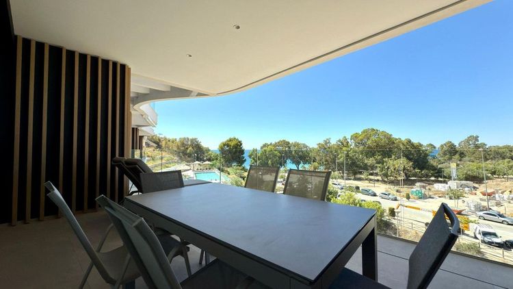 Apartment | Resale in Villajoyosa in Villajoyosa, Costa Blanca - Photo 2
