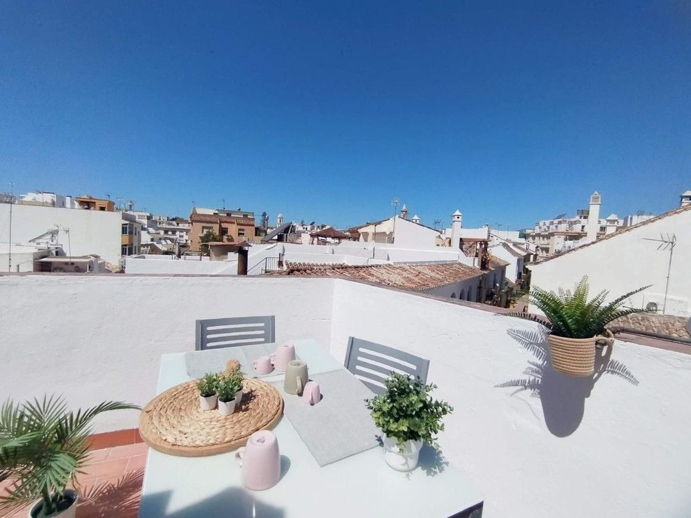 House | Resale in Estepona in Estepona, Costa del Sol - Main property photo