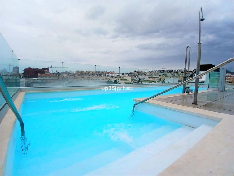 Apartment | Resale in Estepona in Estepona, Costa del Sol - Photo 5