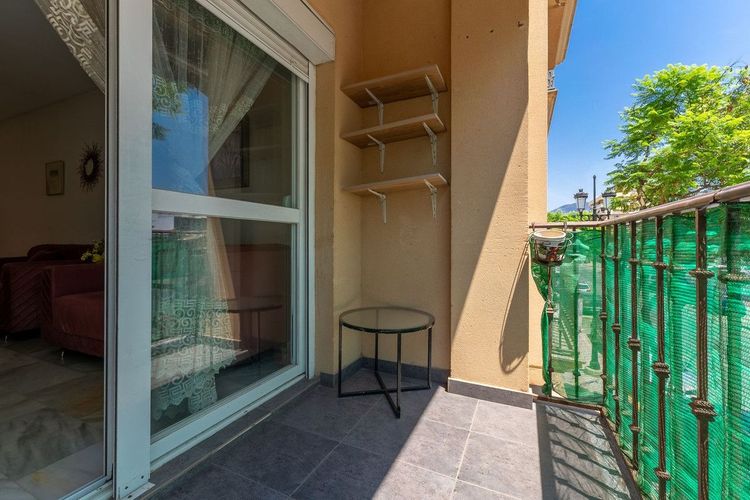 Apartment | Resale in Fuengirola in Fuengirola Others, Costa del Sol - Photo 5