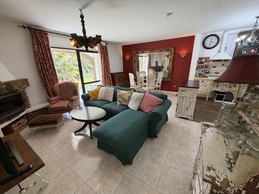 House | Resale in Calahonda in Calahonda, Costa del Sol - Main property photo