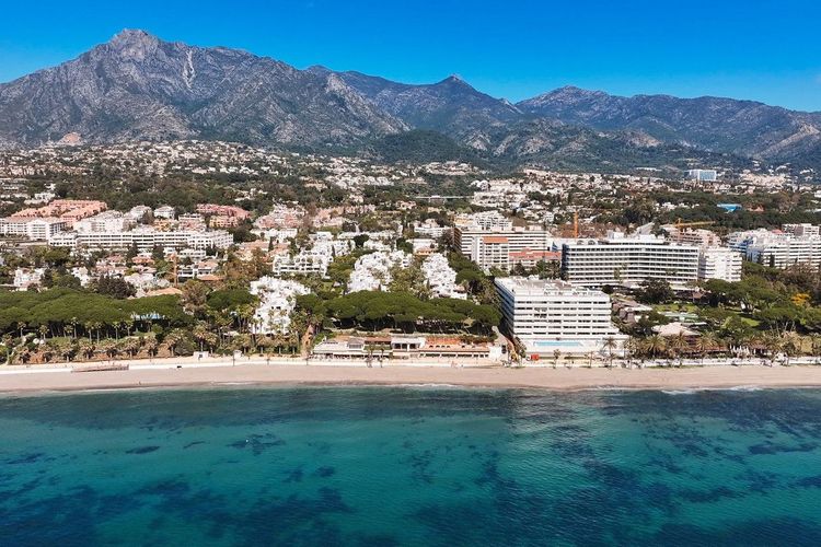 Penthouse | Resale in The Golden Mile in The Golden Mile, Costa del Sol - Photo 2