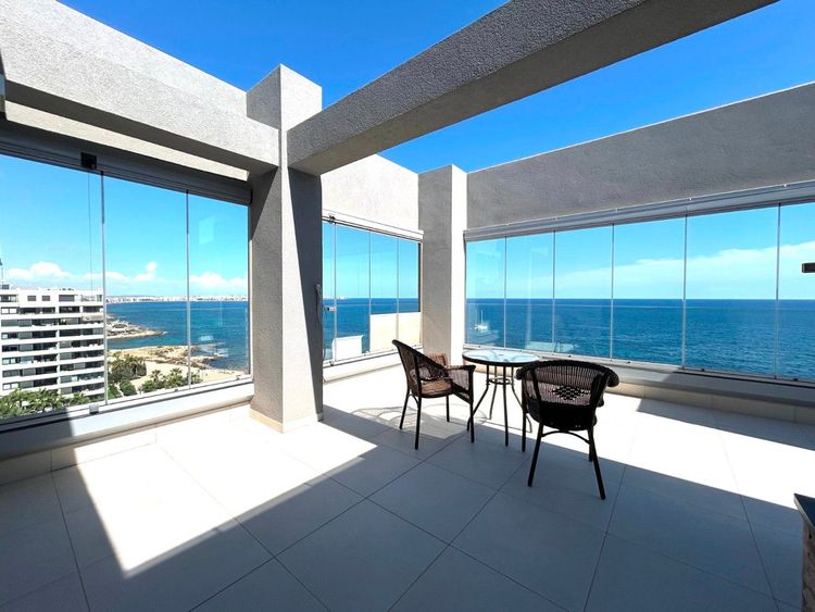 Penthouse | Resale in Punta Prima in Punta Prima, Costa Blanca - Photo 3
