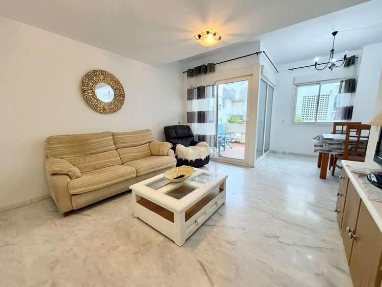 Apartment | Resale in Valle Romano in Valle Romano, Costa del Sol - Photo 2