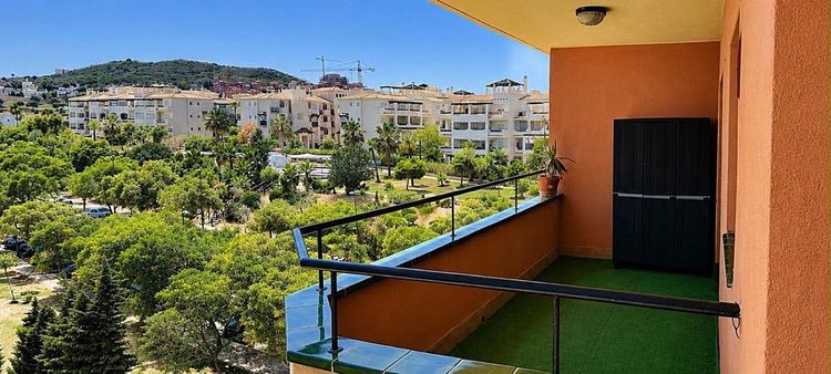 Apartment | Resale in San Luis de Sabinillas in San Luis de Sabinillas, Costa del Sol - Photo 3