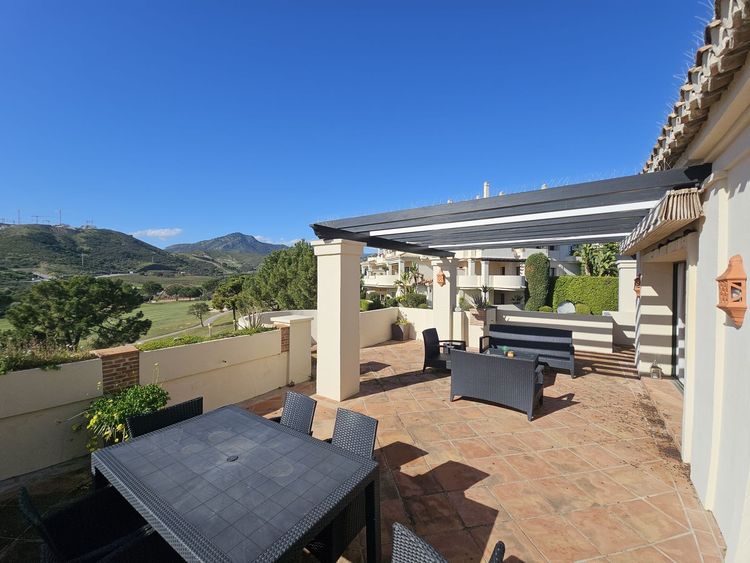 listing card gallery