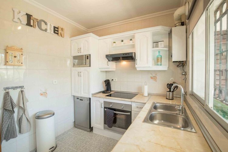 Apartment | Resale in Benalmadena in Benalmadena Others, Costa del Sol - Photo 5