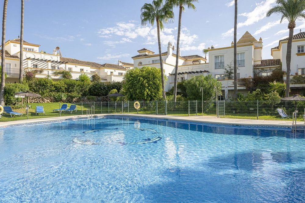 House | Resale in Estepona in Estepona, Costa del Sol - Main property photo