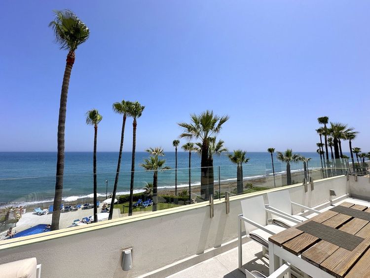 Penthouse | Resale in Estepona - Development photo 1