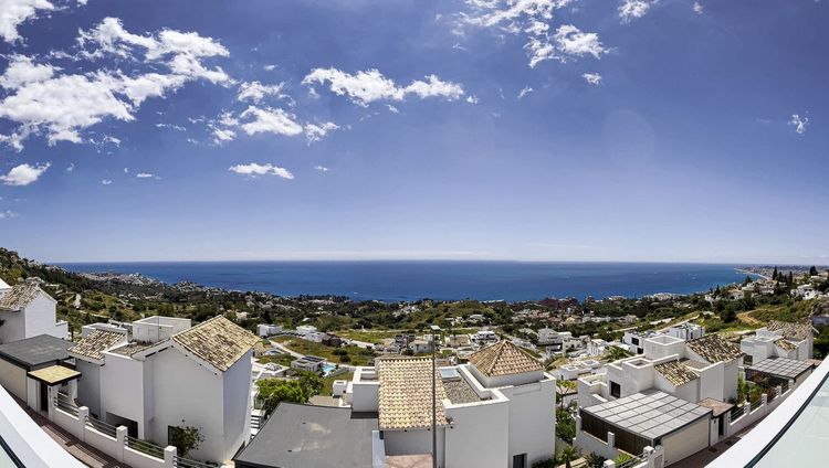 Penthouse | Resale in Benalmadena Pueblo - Development photo 1