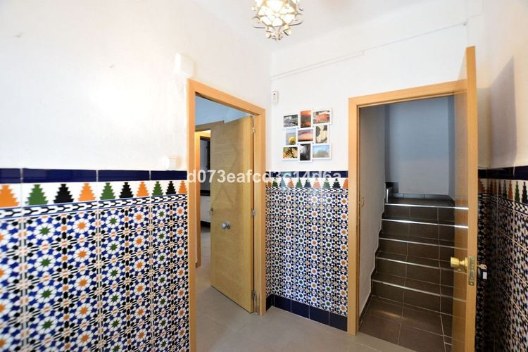 House | Resale in Ronda in Ronda, Costa del Sol - Photo 2