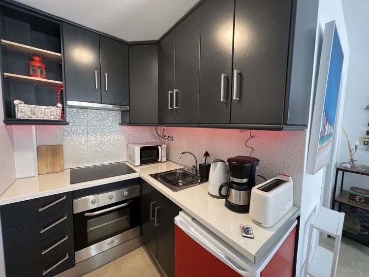 Apartment | Resale in Puerto de Cabopino in Puerto de Cabopino, Costa del Sol - Photo 4