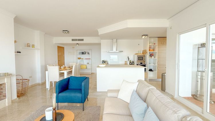 Apartment | Resale in La Mairena in La Mairena, Costa del Sol - Photo 4